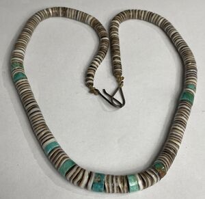 Vintage Santo Domingo Heishi  Turquoise Shell Necklace Hand Strung 18 inch